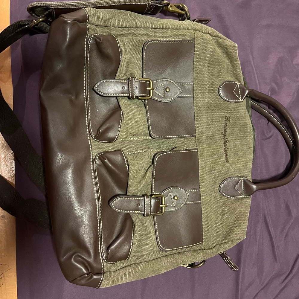 Green Tommy Bahama laptop bag